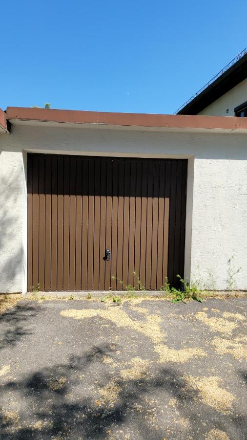 Eg Links-Wunderschoene 70M Grosse 2-Zimmer City Wohnung Naehe Salzburg フライラッシンク エクステリア 写真