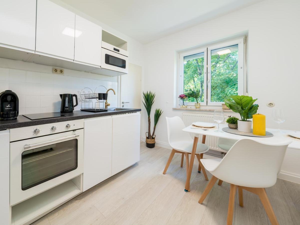 Eg Links-Wunderschoene 70M Grosse 2-Zimmer City Wohnung Naehe Salzburg フライラッシンク エクステリア 写真